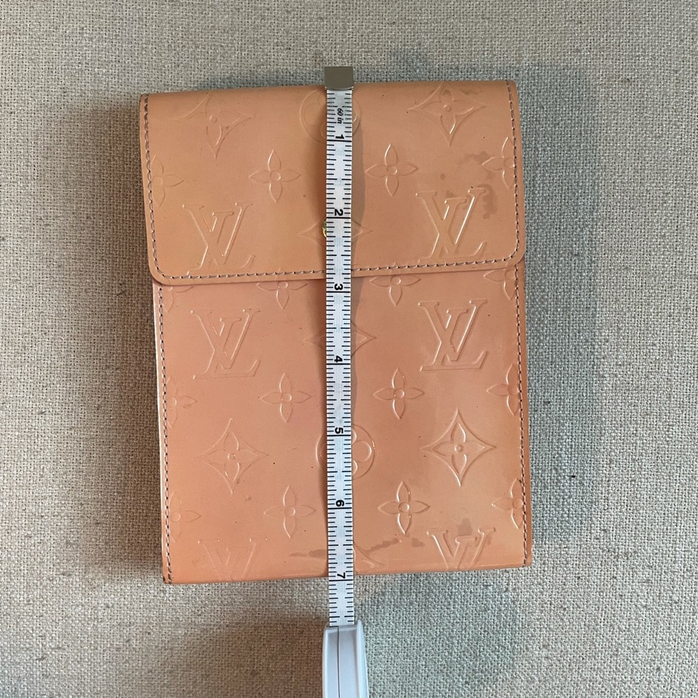Louis Vuitton Monogram Vernis Mott Pouch - Picture 3 of 15